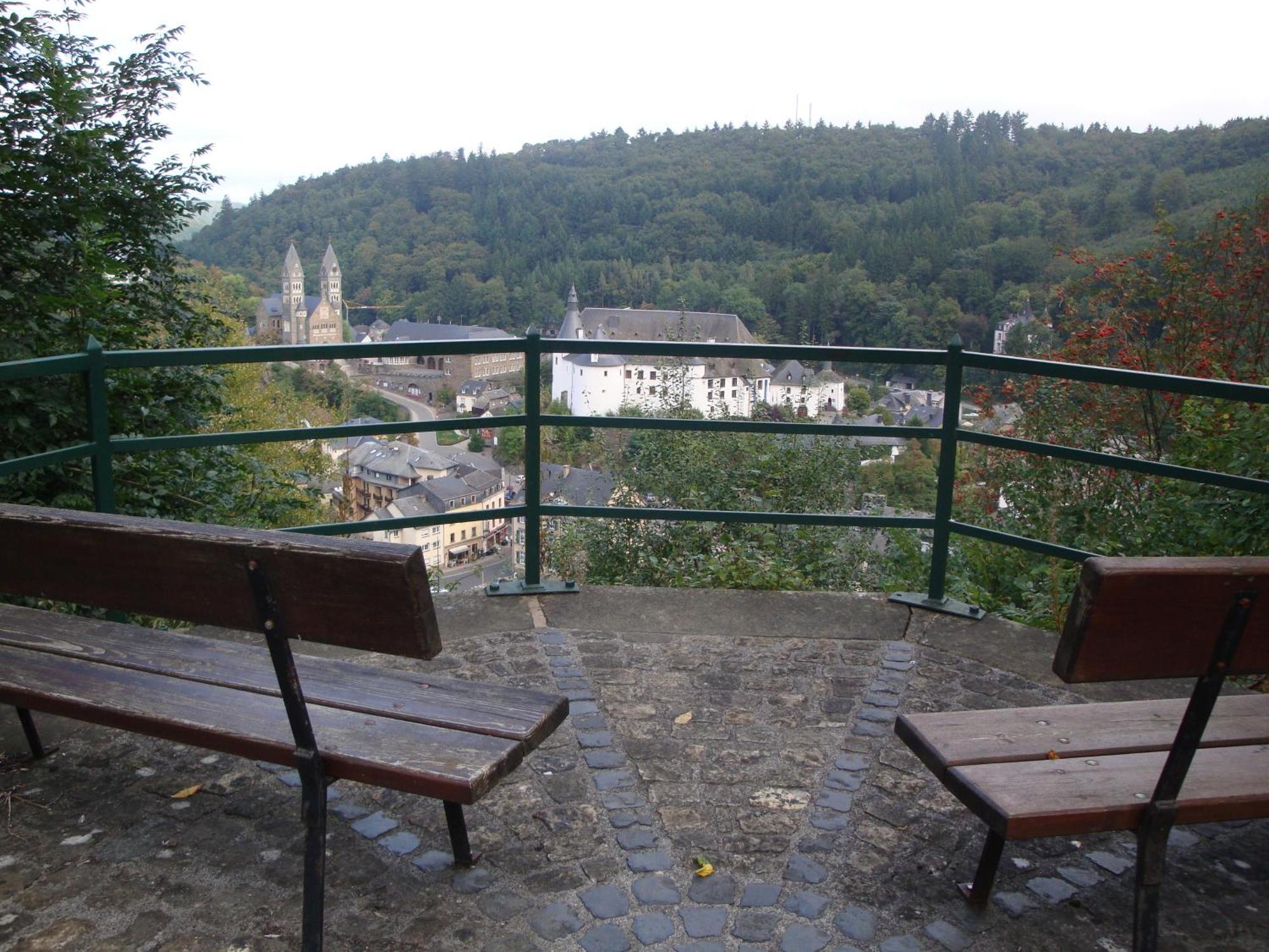 Hotel Du Commerce - Restaurant La Table De Clervaux Exterior foto
